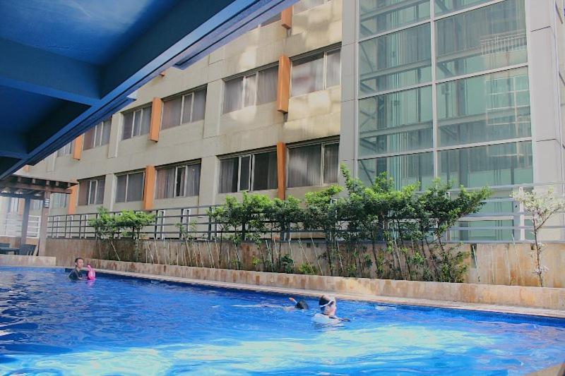 2 Bedroom Condo Unit With City And Mountain View セブ市 エクステリア 写真