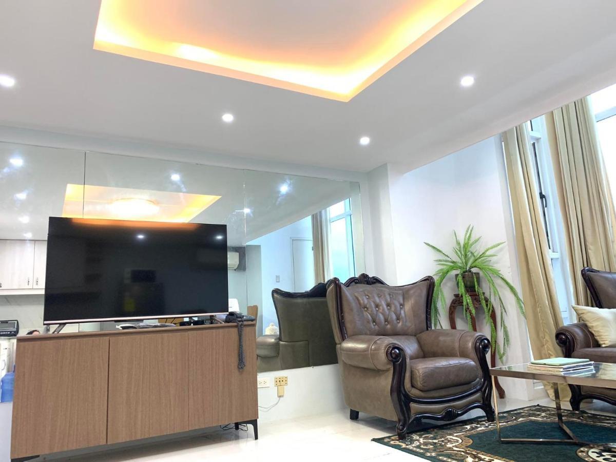 2 Bedroom Condo Unit With City And Mountain View セブ市 エクステリア 写真