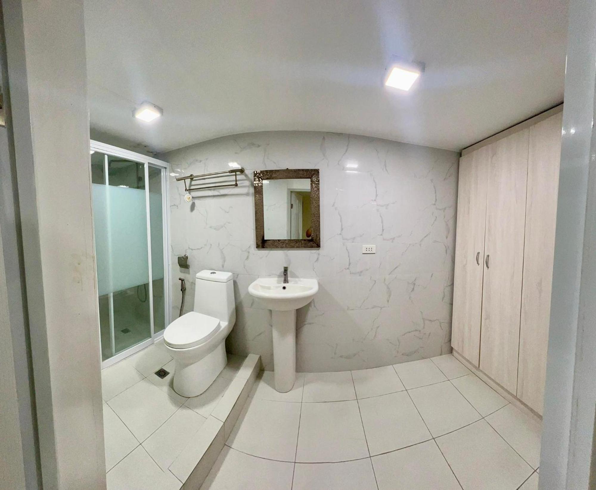 2 Bedroom Condo Unit With City And Mountain View セブ市 エクステリア 写真